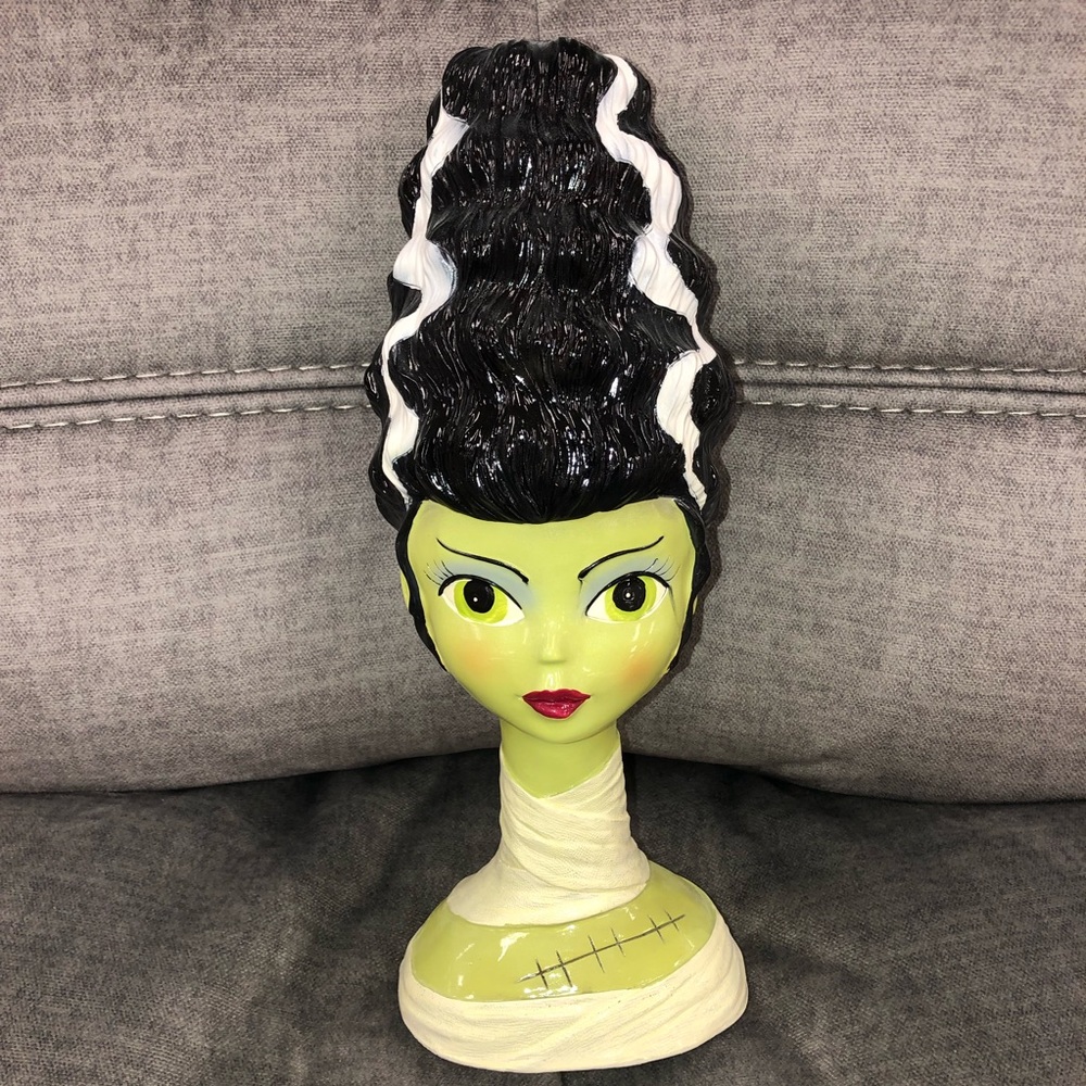 New Halloween Viral TikTok Sexy Bride Of Frankenstein Bust Statue Figure Head